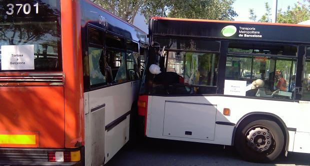 SIMULACRO DE ACCIDENTE DE BUS EN CASTELLDEFELS