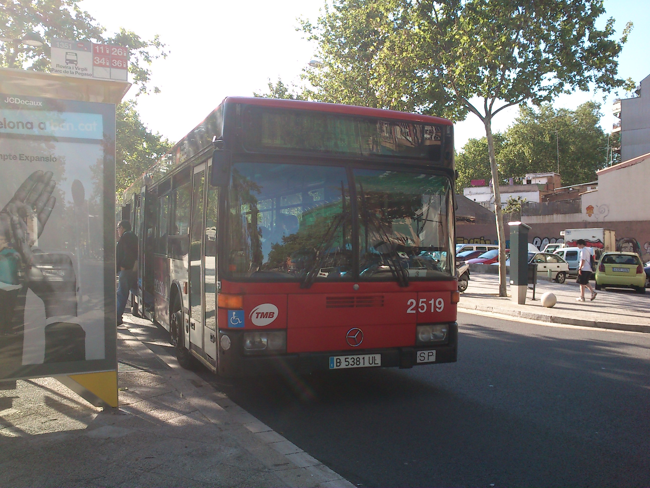 RETIRDADA LA SERIE 2500 Y EL 2200 DE TMB