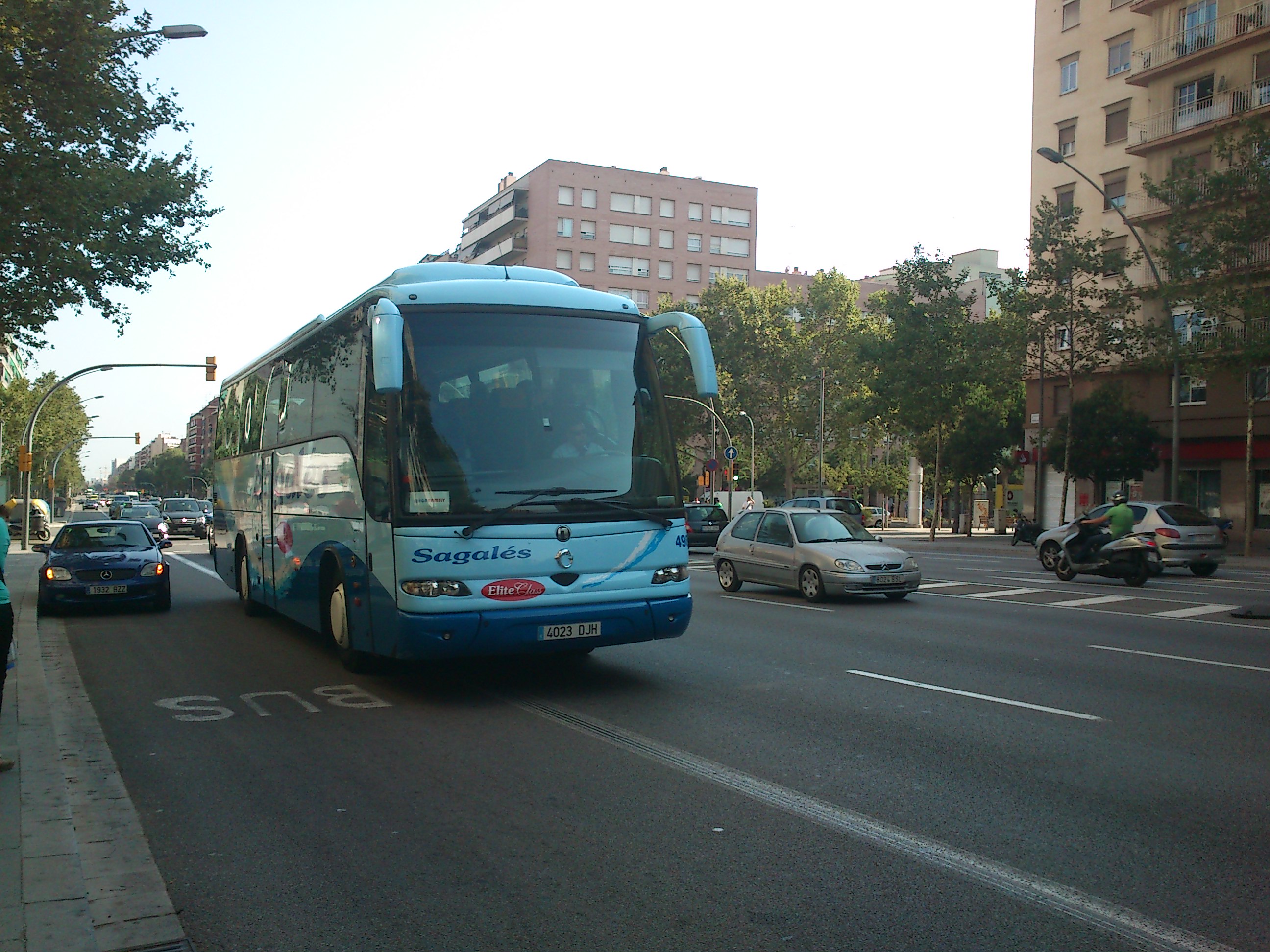 SAGALES REPINTA VARIOS COCHES A ELITE CLASS