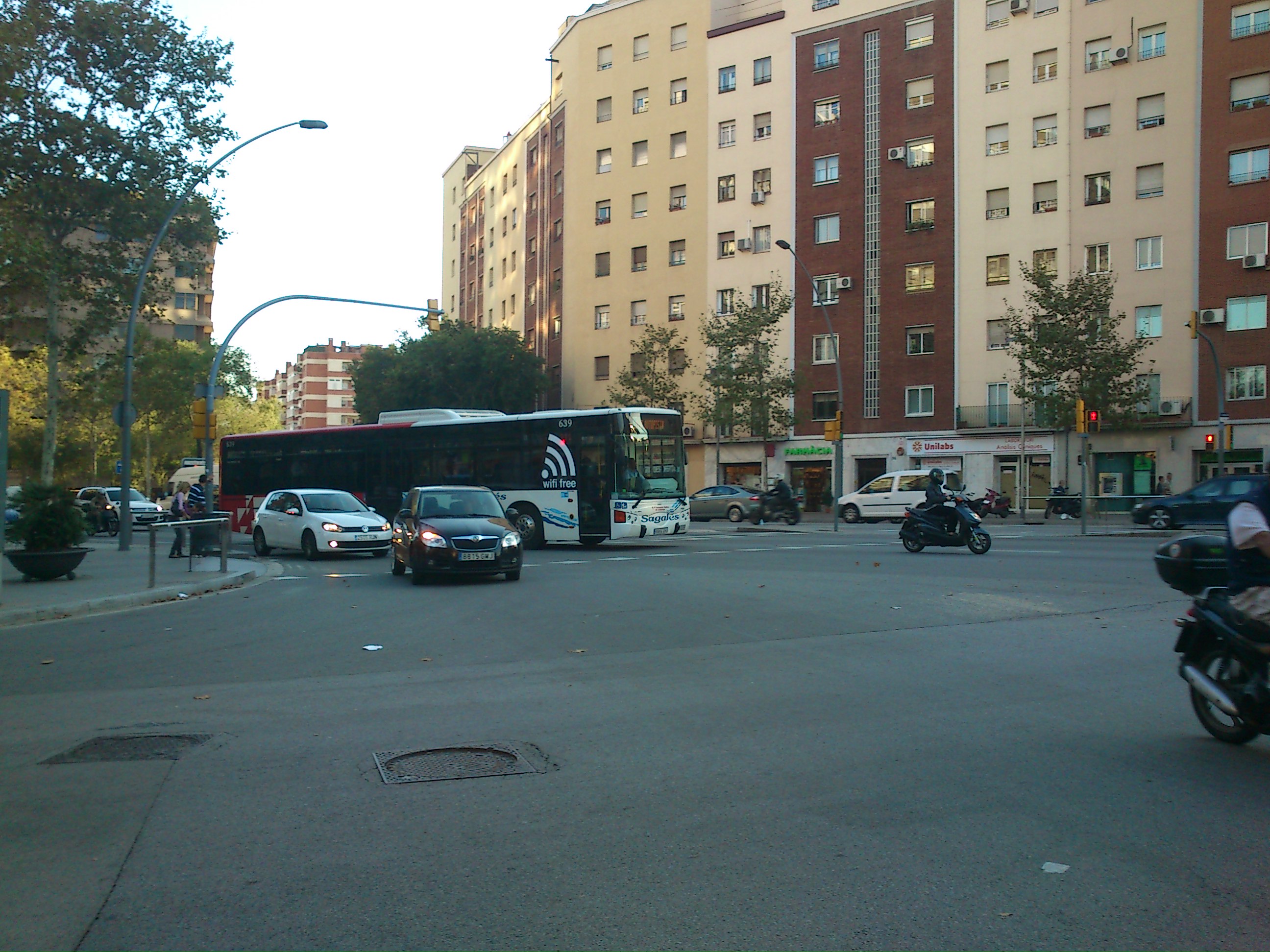 SAGALES IMPLANTA UN LOGO PARA DIFERENCIAR LOS COCHES CON WIFI