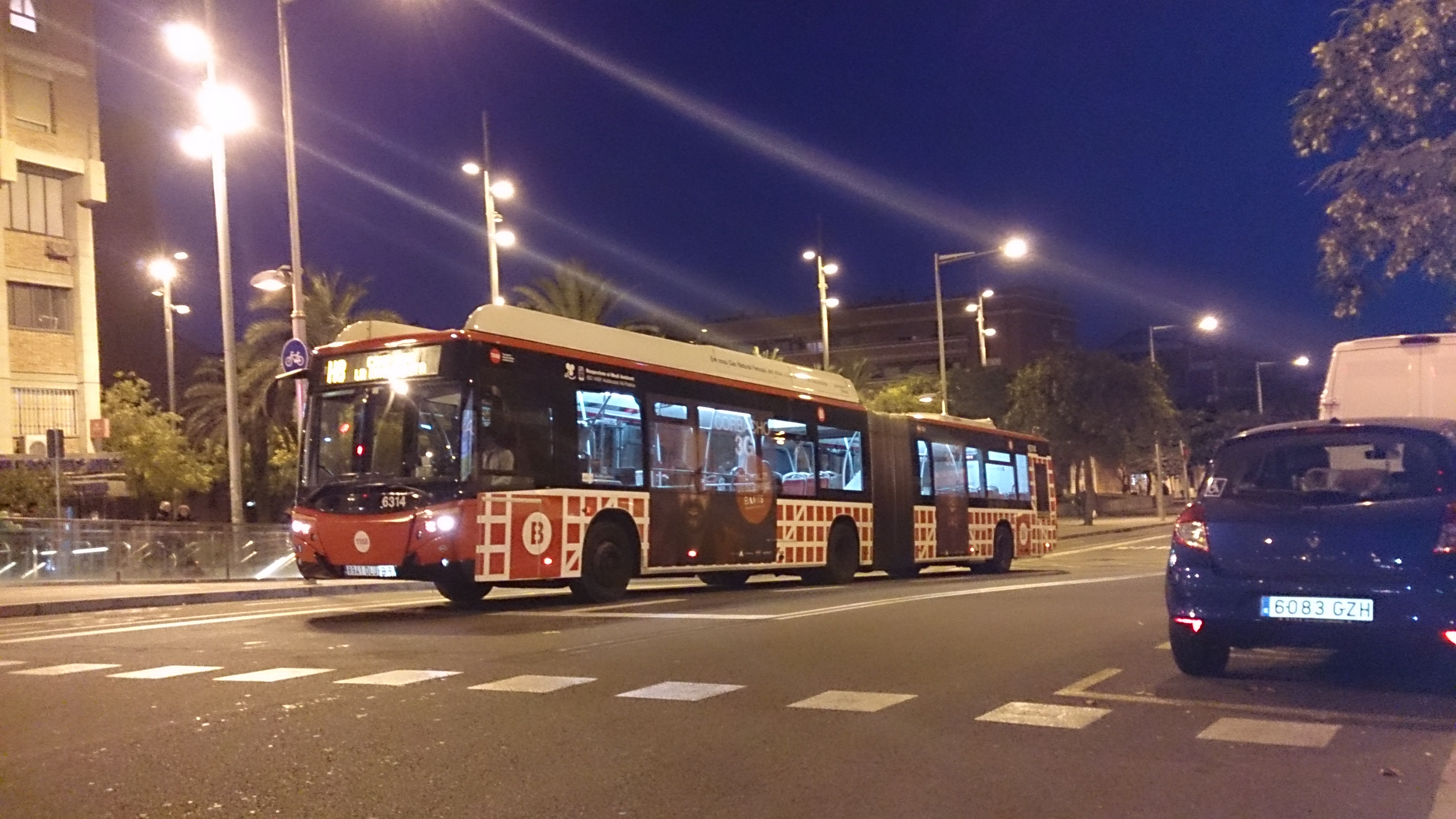 MAS COCHES DECORADOS A NOVA XARXA