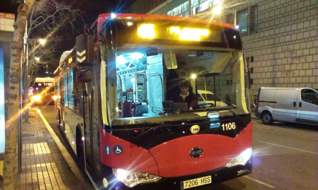 YA FUNCIONA CON VIAJEROS EL BYD K9 DE TMB