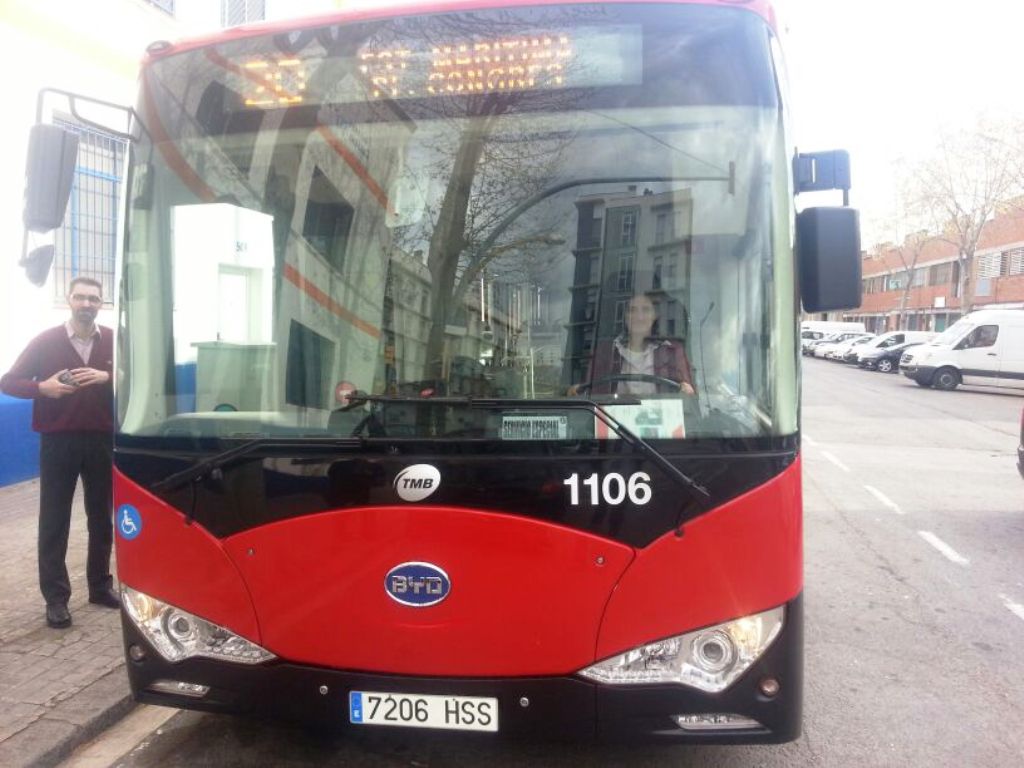 EL 1106 DE TMB COMIENZA SUS PRUEBAS EN LA 20