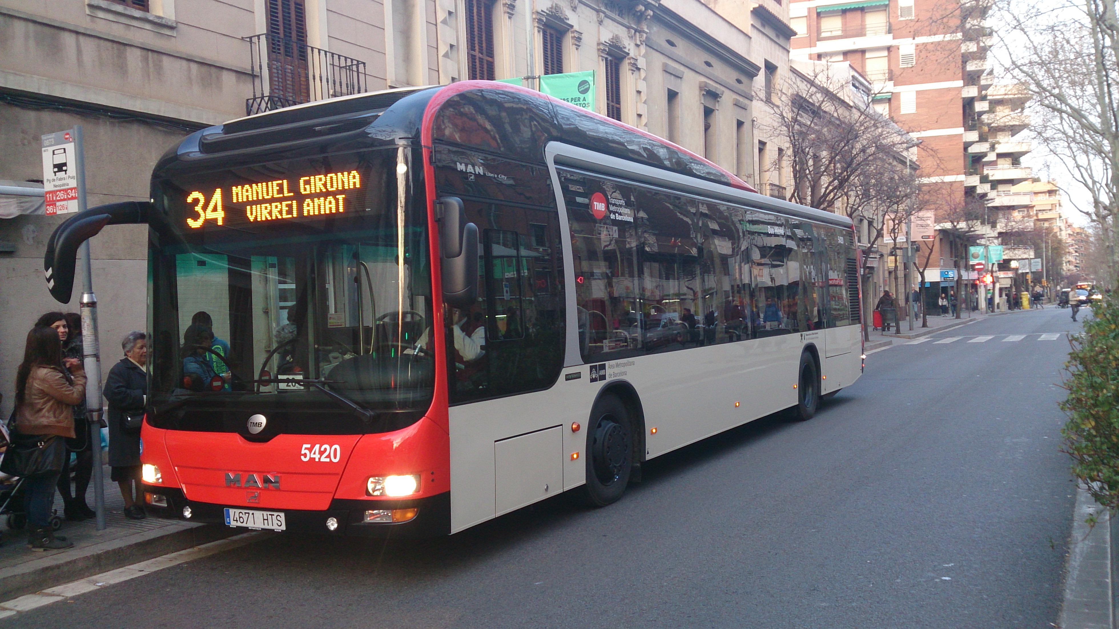 ENTRA EN SERVICIO EL 5420 DE TMB
