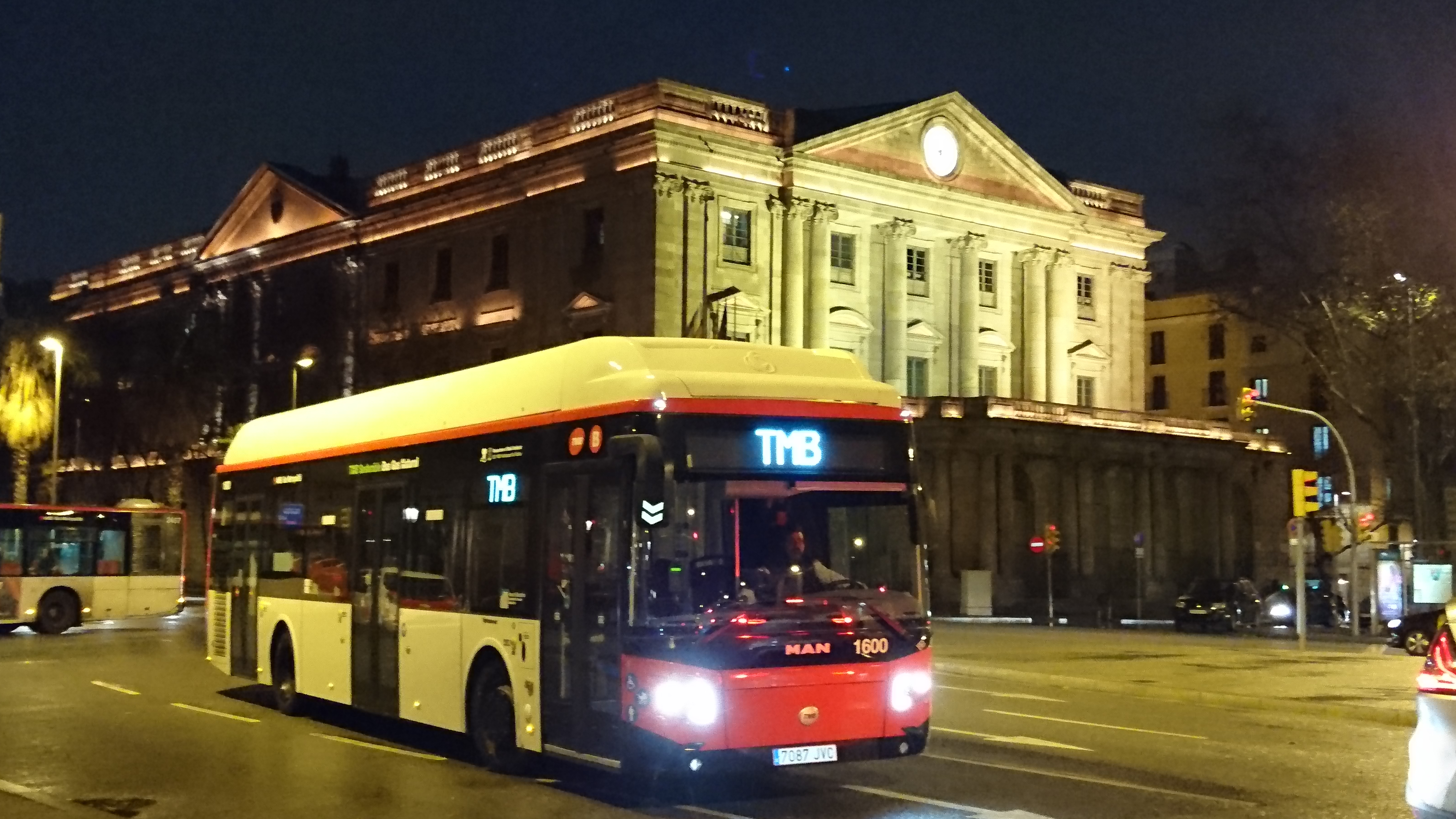 EN PRUEBAS LA SERIE 1600 DE TMB