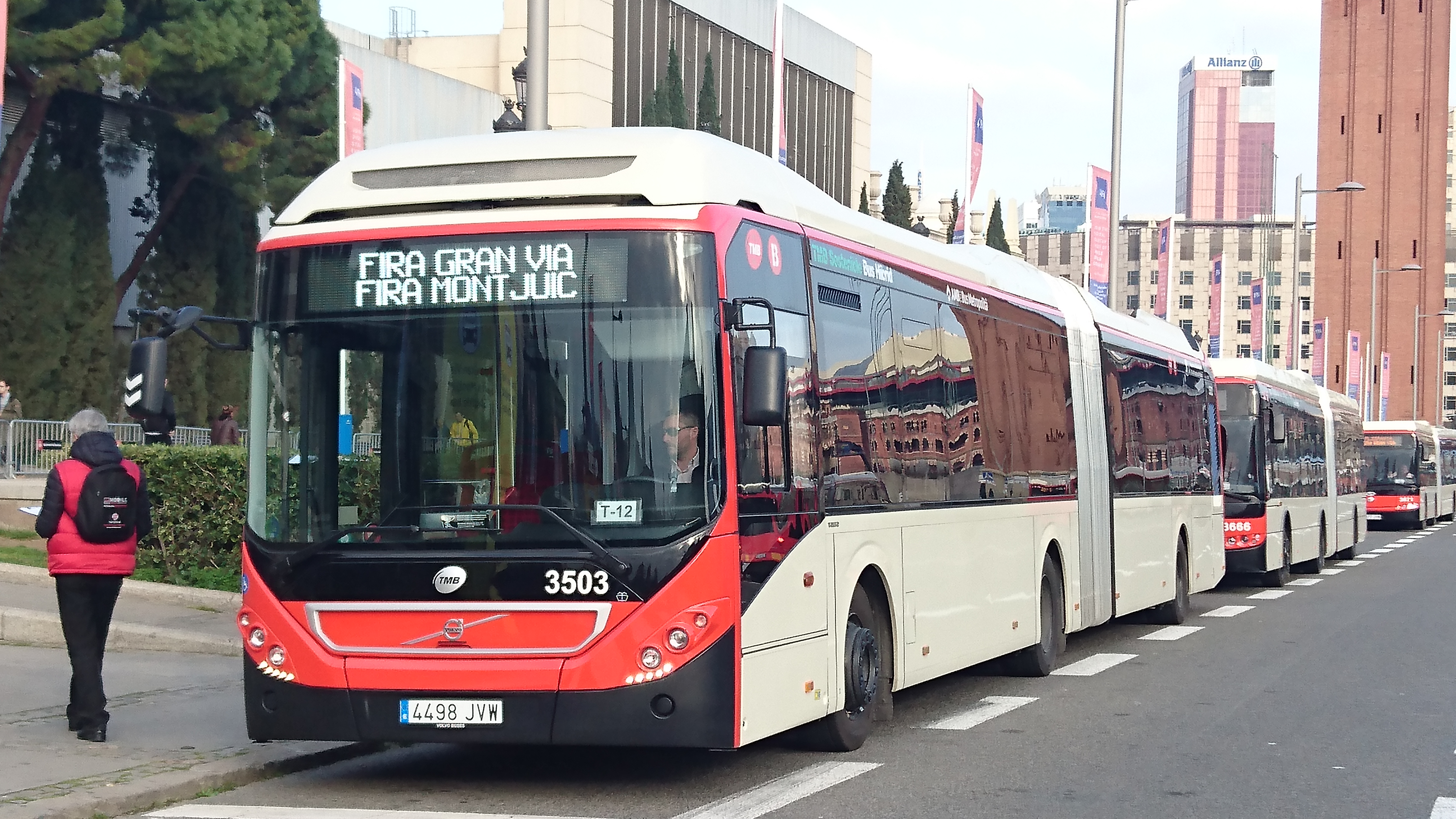 ESTRENADOS LOS NUEVOS 3500 Y 3600 DE TMB