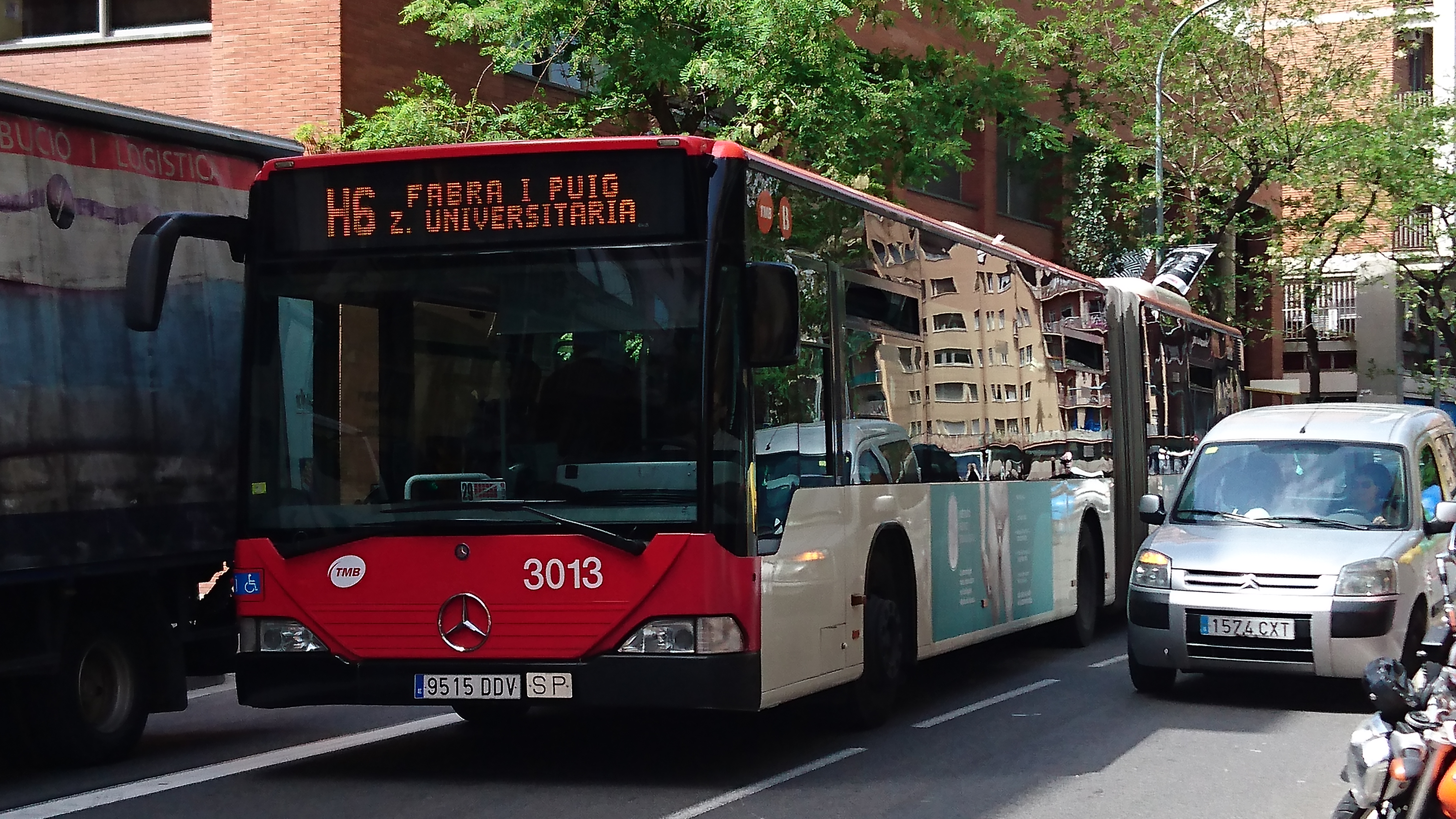 IMPORTANTE MOVIMIENTO DE COCHES EN TMB
