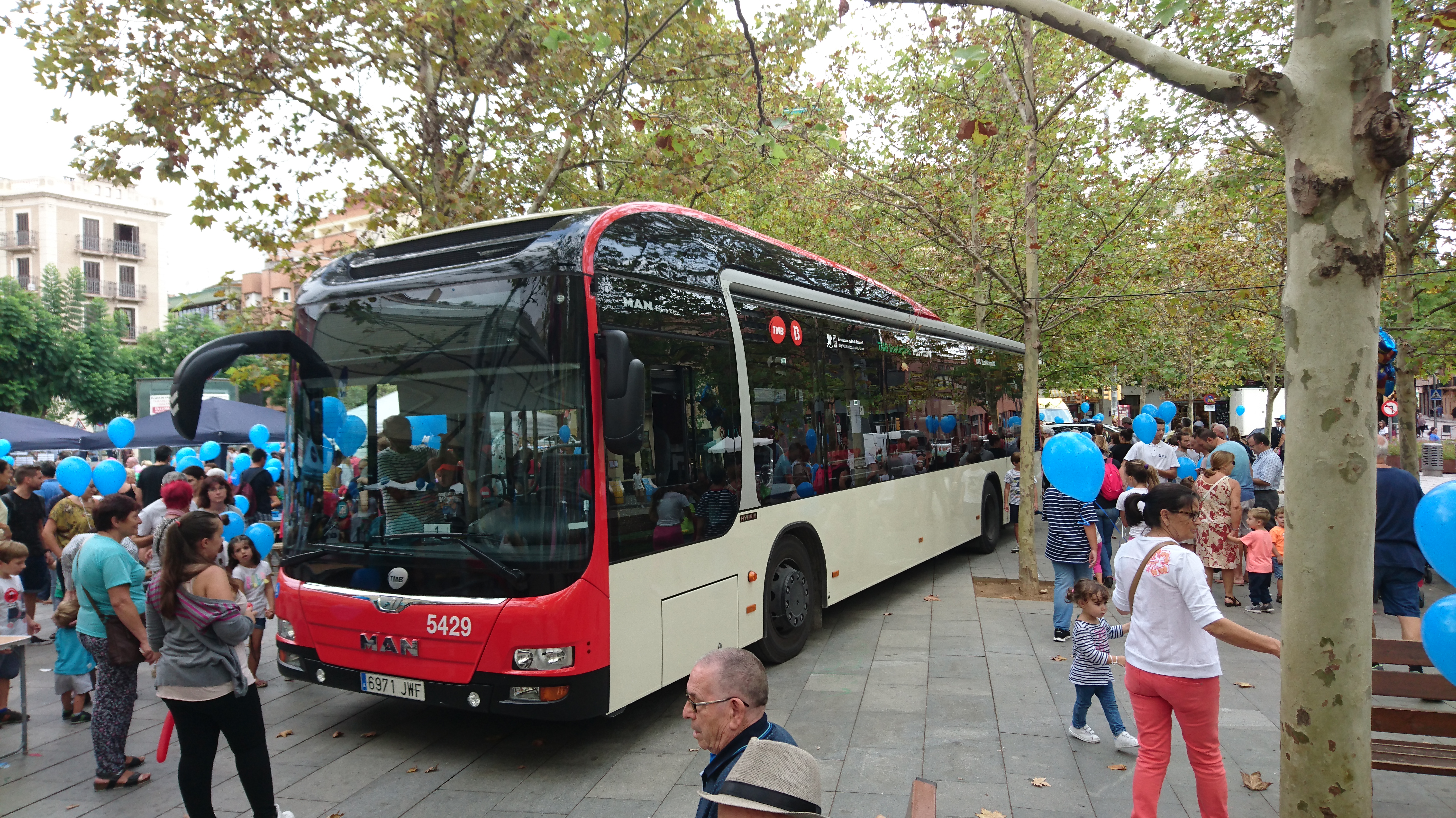 TMB EDUCA PARTICIPA EN LAS FIESTAS MAYORES DE SANT ADRIÀ DE BESÓS
