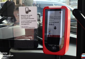 Ya se puede pagar con tarjeta de crédito los billetes sencillos de bus TMB