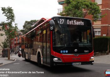 Entran en servicio los primeros buses híbridos de GNC de segunda generación de TMB