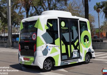 El Port de Barcelona prueba el Autobús autónomo EasyMile EZ10