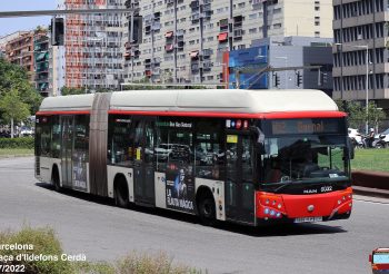 TMB anuncia la reconversión de la línea H12 con buses eléctricos mediante plataforma reservada