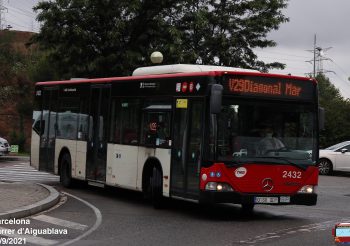 TMB pone a la venta 57 autobuses