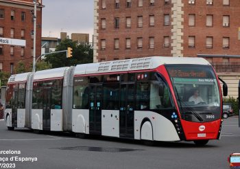 TMB retira los autobuses biarticulados del servicio