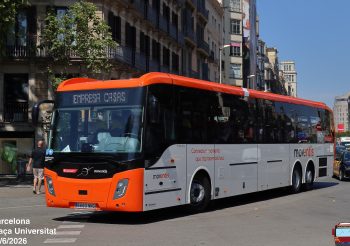 Moventis Casas incorpora tres nuevos Volvo Castrosua Magnus.e